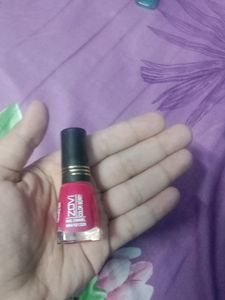 Combo Nail Polish Two Colours Pink And Purple