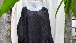8177. Black Tiered Dress