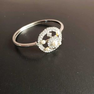 Sparkling Bangle Bracelet