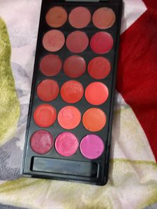 Three time use make up studio lip palette