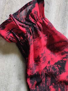 Red &amp; Black Print Top