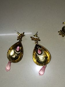Elegant Pink &amp; Gold Drop Earrings