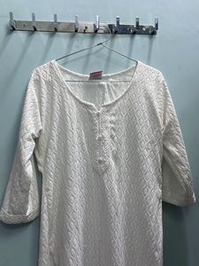 White Embroidered Straight Kurta