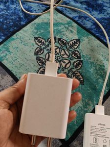 vivo flashcharge 44W/18W combo offer