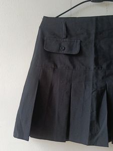 PLEATED CARGO SKIRT