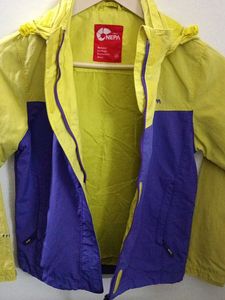 Neepa Windcheater Jacket