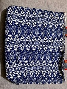 Stylish Embroidered Handbag 👜 with Wooden Handle