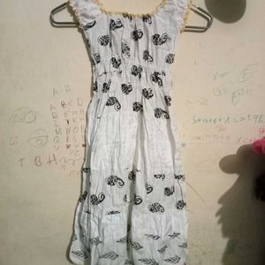 Girls Frock 3 Pis Available