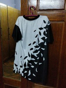 Black And White T-shirt