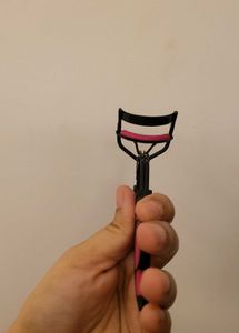 Eyelash Curler