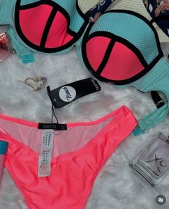 Boohoo Colorblock Bikini Set