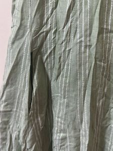 Svrnaa Kurtha