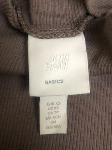 Hnm Turtle Neck Fitted Top