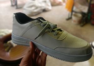 Gray Fashion Sneakers