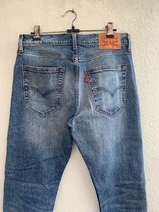 Levi’s Modified Jeans