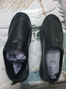 Men's Black Slip-on Shoes