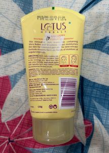 Lotus Herbals Shea Moist Moisturiser