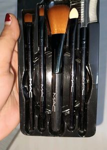 MAC Brush Set