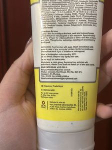 Photostable gold sunscreen Spf 40+ PA+++