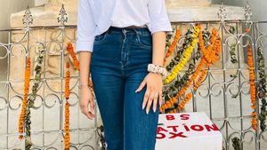 Stylish Blue Denim Jeans