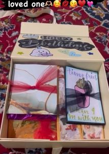 GIFT HAMPER