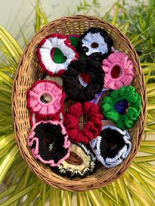 Crochet Scrunchie