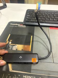 Spigen USB-C Hub