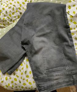 Black Skinny Fit Jeans For Women