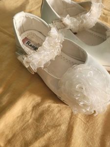 Cute White Baby girl Shoes