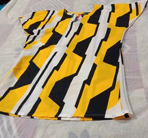 Women Casual Regular Sleeves Printed Top