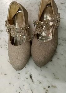 Golden Sandal For Girls