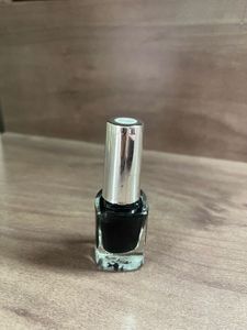 Black transparent nail polish gel 💅