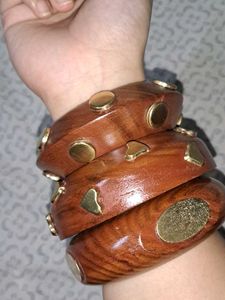Y2k Wooden Bangle Stack