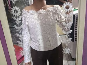 White 🐻‍❄️ 🤍 Lace Aesthetic Top