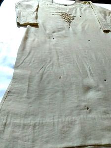 Embroidered Floral Kurti