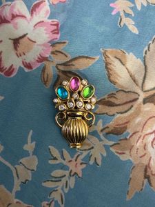 Brooch