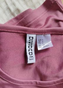 H&amp;M Crop Top