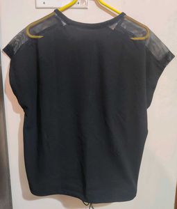 Athletic Black Top With Mesh