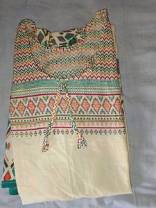 Women&#39;s Kurta With Beautiful Design