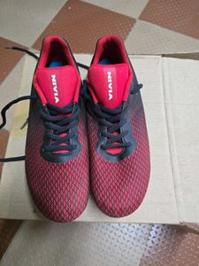 Nivia Sports Shoes