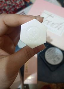 Sheglam Highlighter ( Vanilla Frost ) Shade