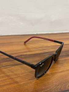 Ray-Ban Black Wayfarer Sunglasses