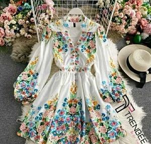 🎀Pretty Floral white dress for girlieezz 🎀
