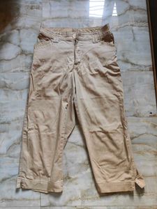 Capri Pants