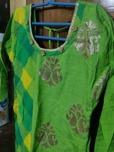 Green Embroidered Kurta