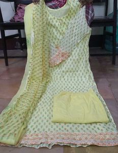 Kurti Set