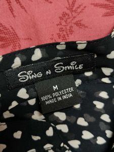 Women Black Heart Print Front Tie Blouse Top