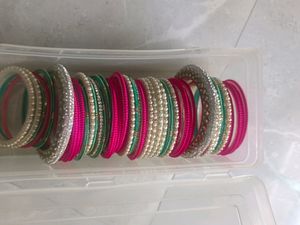 White Green Pink Combination Bohut Achcha H