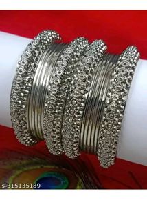 Silver Tone Bangle Set