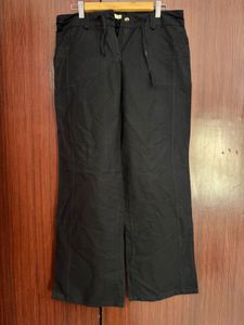 Wide Legged Straight Pants